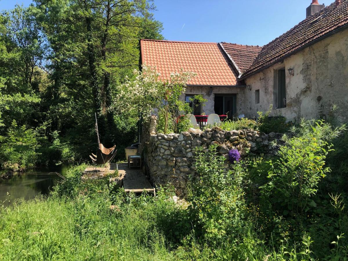 Le Surmelin Bed & Breakfast 'Ombres' Baulne-en-Brie Exterior foto
